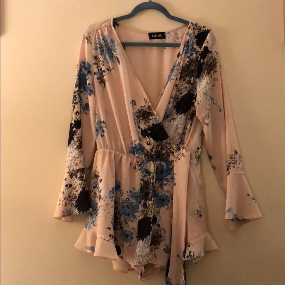 Fabrik tie-front romper